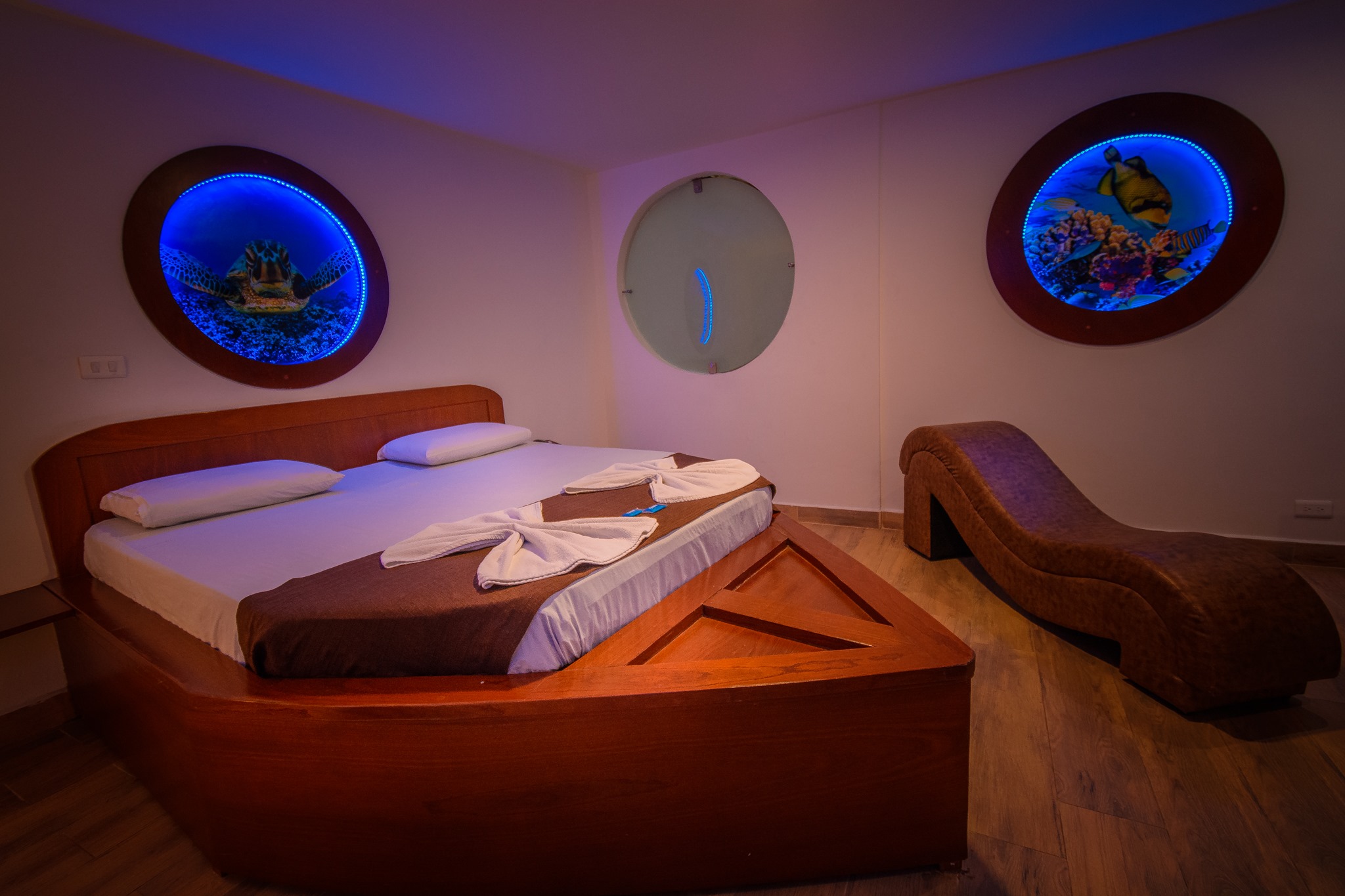 Moteles: Los Coches Motel